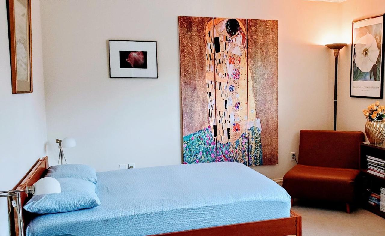 Free Parking On A Private St., Minutes To Georgetown, Medstar Hospital, Georgetown And Gasthof Washington